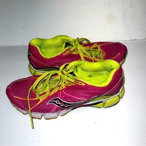 SAUCONY pink and green running shoes 8
